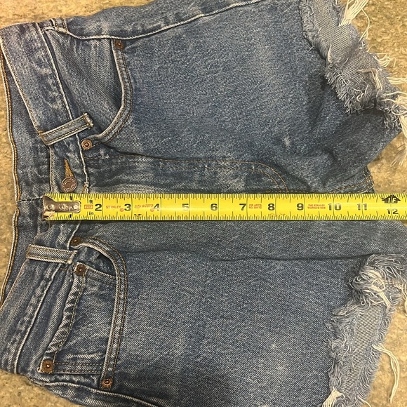 Levi’s Shorts - Picture 5 of 5
